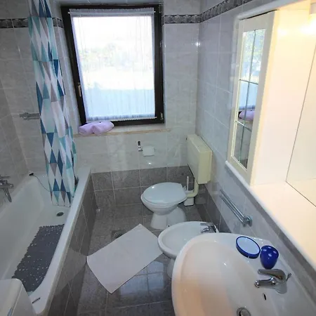 Apartment Livija Near The Porec